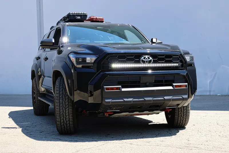 2025+ Toyota 4Runner 40-Inch Slim Light Bar 1